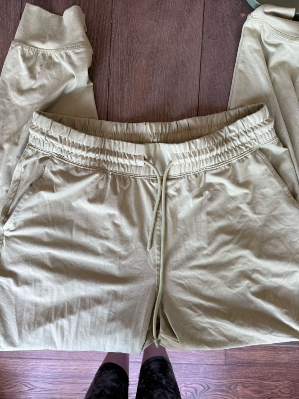 Fabletics High Waisted Joggers - Picture 3 of 4
